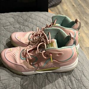 Avoli Volleyball Shoes